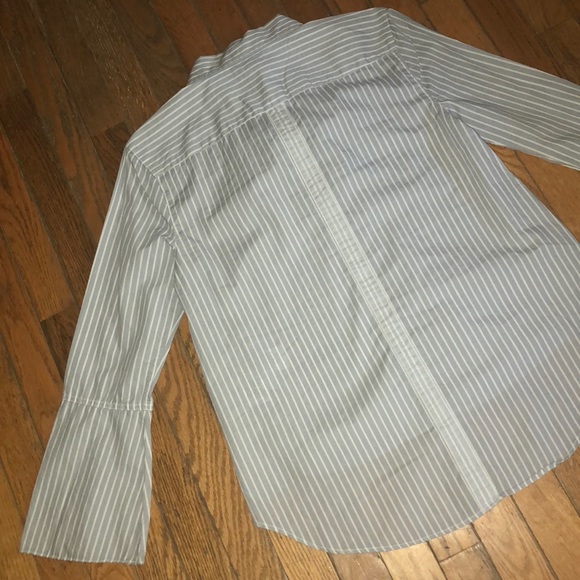 Calvin Klein long sleeve - Picture 2 of 4